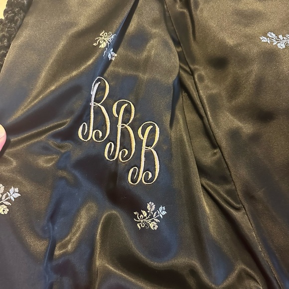 Curled lamb fur coat - Picture 5 of 10